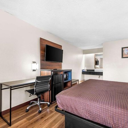 Econo Lodge Charlotte Airport Esterno foto